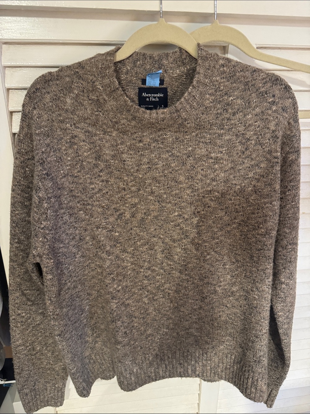 Abercrombie & Fitch Men's Heathered Brown Crewneck Sweater